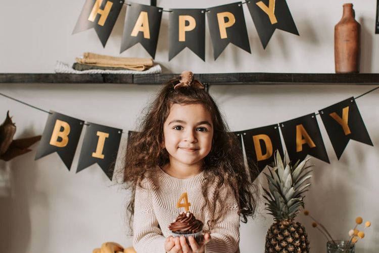 40 Ucapan Selamat Ulang Tahun untuk Anak Perempuan Pertama, Menyentuh Hati