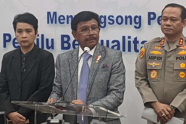 Menteri Komunikasi dan Informatika Johnny G Plate saat konferensi pers di Kantor Kemenkominfo Jakarta Pusat, Rabu (4/1/2023).