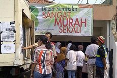 Kompas Gramedia Gelar Bazar Sembako Murah