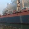 Kapal Kargo Anugerah Mandiri Terbakar di Tanjung Perak Surabaya
