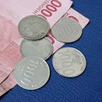 Ilustrasi uang rupiah. Sebuah video dugaan pungli di Citeureup, Bogor, viral di media sosial. 