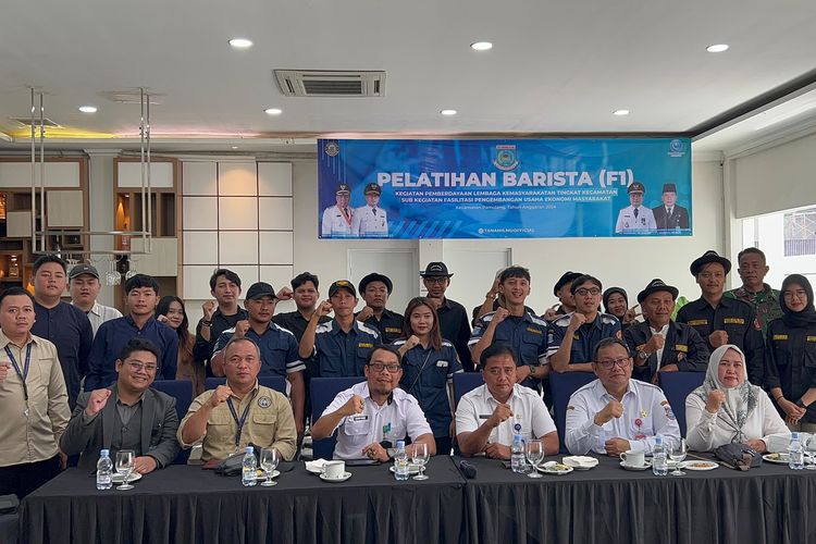 Pemerintah Kota Tangerang Selatan dan Tanam Ilmu menggelar pelatihan barista pada 26-27 Juni 2024.