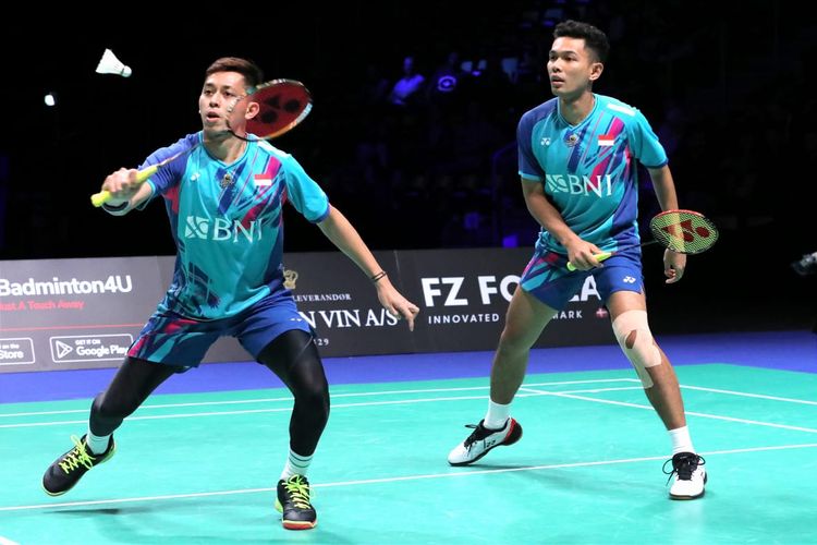 Fajar Alfian/Muhammad Rian Ardianto saat berlaga di semifinal Denmark Open 2022, pada Sabtu (22/10/2022) malam WIB. Selanjutnya, Fajar/Rian yang tampil sebagai juara Denmark Open 2022 akan melanjutkan kiprah pada turnamen French Open 2022 mulai Selasa (25/10/2022) besok.