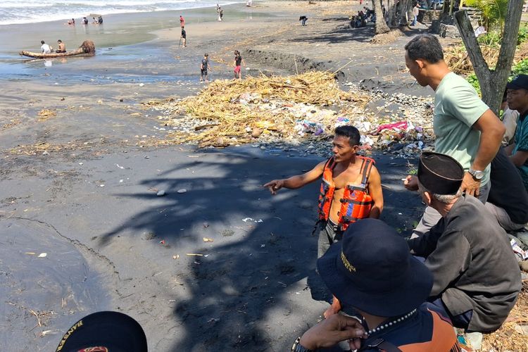 3 Wisatawan Asal Banjarnegara Diterjang Ombak di Pantai Watu Bale, 2 Selamat dan 1 Hilang