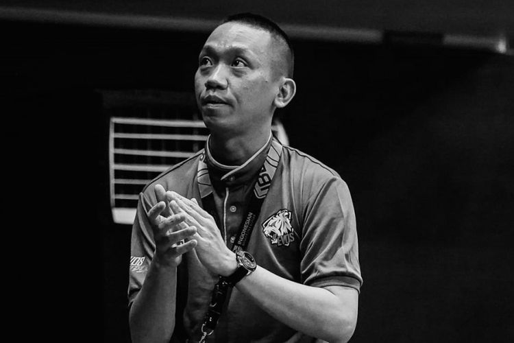 Pelatih Indonesia Basketball League (IBL) yang menukangi Rajawali Medan, Andre Yuwadi, meninggal dunia.