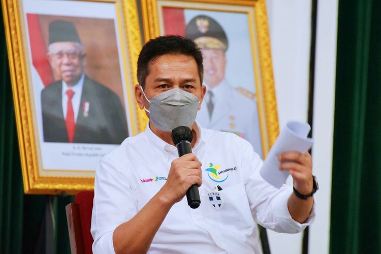 Kepala Dinas Tenaga Kerja dan Transmigrasi (Disnakertrans) Jawa Barat Rachmat Taufik Garsadi di Gedung Sate, Kota Bandung, pada Jumat (16/4/2021).