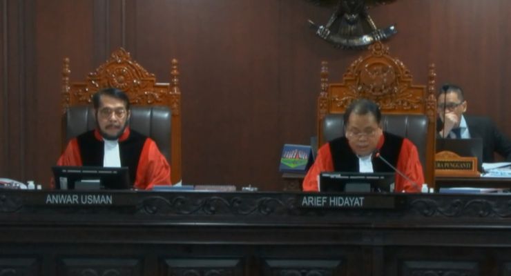 Anwar Usman Kembali Bersidang di MK Usai Dirawat karena Jatuh