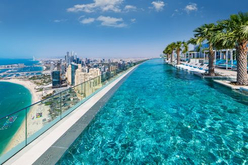 Infinity Pool Tertinggi Dunia di Dubai, Pemandangannya Apik Tenan