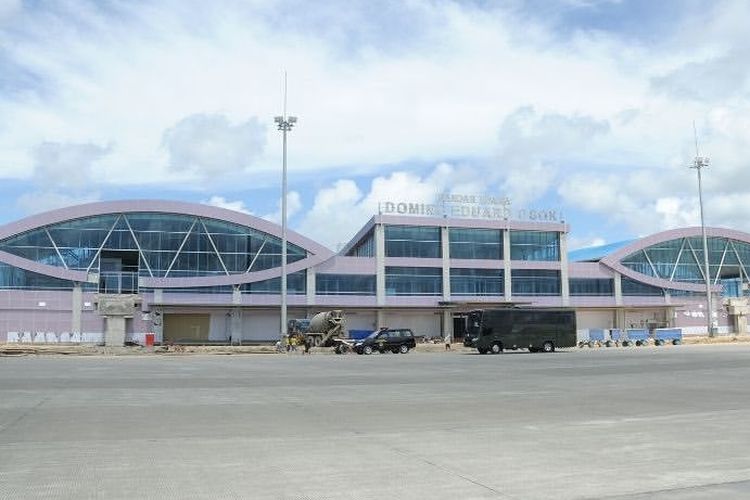 Sejarah Kota Sorong, Ibukota Provinsi Papua Barat Daya.  
Bandara Domine Eduard Osok, salah satu infrastuktur di Kota Sorong, Provinsi Papua Barat Daya.