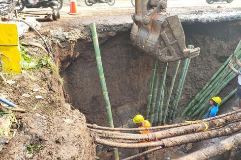 Pipa Saluran Bocor, 60.000 Pelanggan PDAM Kota Bandung Terdampak