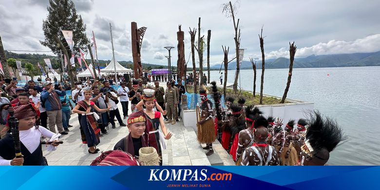 2 Totem Kamoro Hadir di Danau Toba, Bukti Lambang Persahabatan Suku Batak dan Suku Kamoro Papua