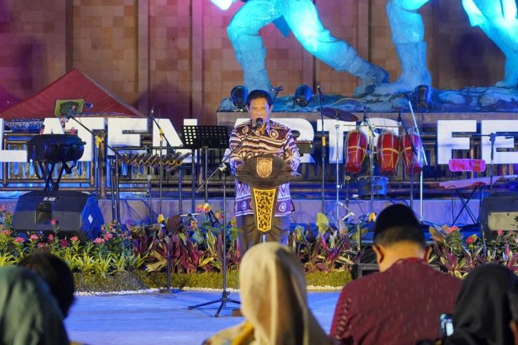 Shining Klaten Arts Festival digelar sebagai bentuk apresiasi kepada pelaku seni budaya di Kabupaten Klaten.