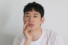Lee Je Hoon Merasa Terbebani Kembali Main di Season 2 