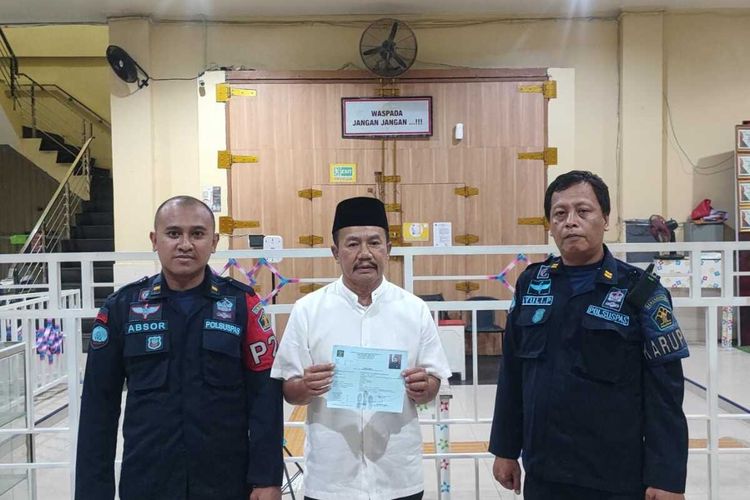 Mantan Bupati Jombang Nyono Suharli Bebas sejak Senin (8/8/2022).