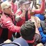 Aksi Tuntut UMK Rp 4 Juta di Sumedang Ricuh, Antar Buruh Saling Pukul