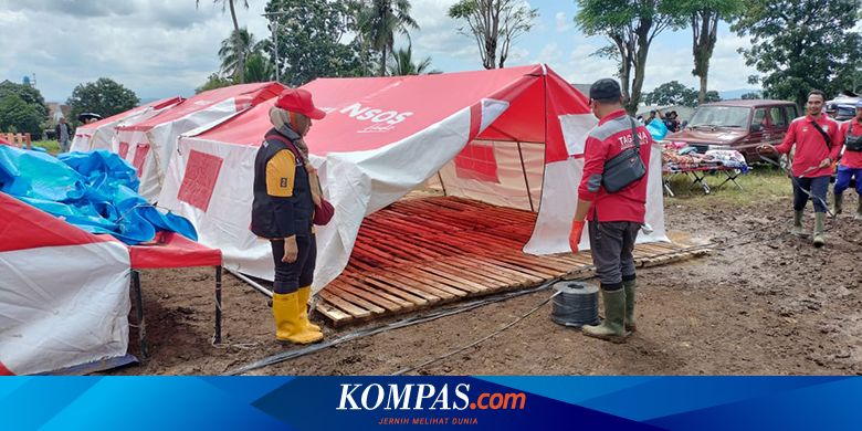 Cegah Air Merembes ke Tenda, Kemensos Pasang 4.500 Palet di Posko Pengungsian Cianjur