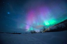 Proses Terjadinya Aurora, Fenomena Cahaya di Langit Kutub Bumi
