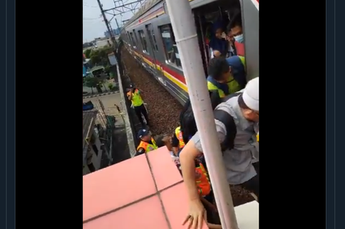 Ramai Kereta Anjlok di Stasiun Jayakarta, Ini Penjelasannya...