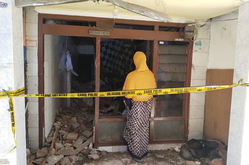 Sebelum Meninggal, Korban Rumah Ambruk di Surabaya Sempat Temani Anaknya Belajar Daring