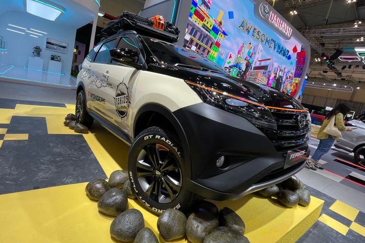 Mobil modifikasi Daihatsu Terios bertema 7 Wonders dipamerkan di GIIAS 2022