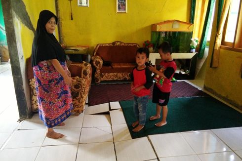 Rumah Rusak akibat Pergerakan Tanah, Warga Minta Bantuan Ridwan Kamil