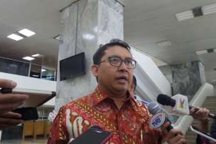 Wakil Ketua DPR Fadli Zon di Kompleks Parlemen, Senayan, Jakarta, Kamis (11/8/2016)