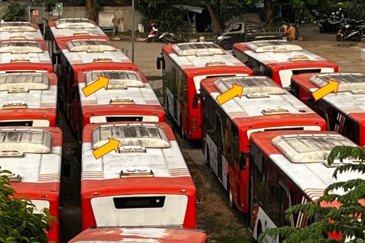 Foto bus TransJakarta yang dikabarkan mangrak di pool TransJakarta