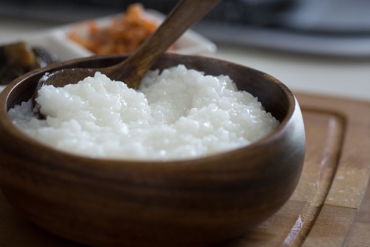 Ilustrasi bubur yang terbuat dari beras. 