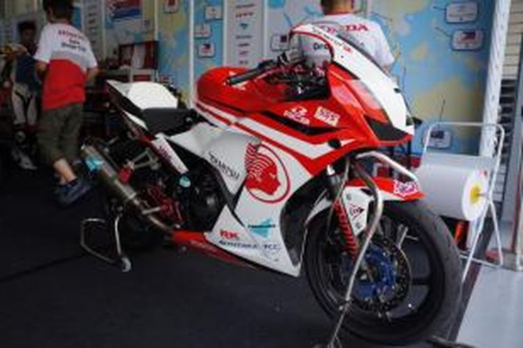 Motor CBR 250R yang digunakan pebalap AHM di ajang Asia Dream Cup 2015