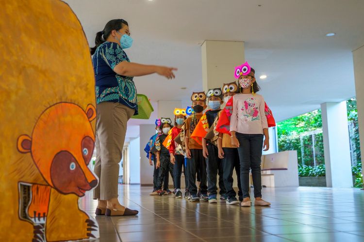 Sebagai upaya sekolah menguatkan literasi melalui pembelajaran, Sekolah Bogor Raya menggelar pertunjukan berupa Choral Reading bagi siswa kelas 1 SD dan dilanjutkan dengan eksibisi menulis pada 2-3 Juni 2022.