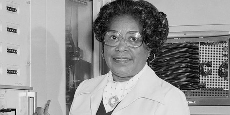 Mary Jackson merupakan insinyur kulit hitam pertama NASA pada 1958.