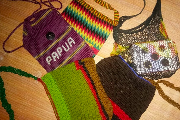 Tas noken khas Papua