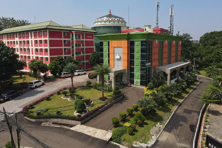 Kampus Terbaik Se-Banten Versi UniRank 4ICU 2025 adalah....