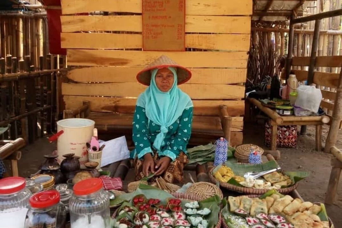 Para pedagang di Pasar Menoreh sebelum pandemi Covid-19 bisa memperoleh omset jutaan rupiah