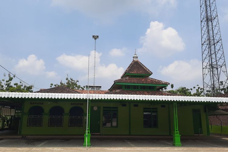 Masjid Al Ma'shum, yang terletak di Pelem Kidangan, Kelurahan Jepon, Kabupaten Blora, Jawa Tengah, Jumat (24/3/2023)