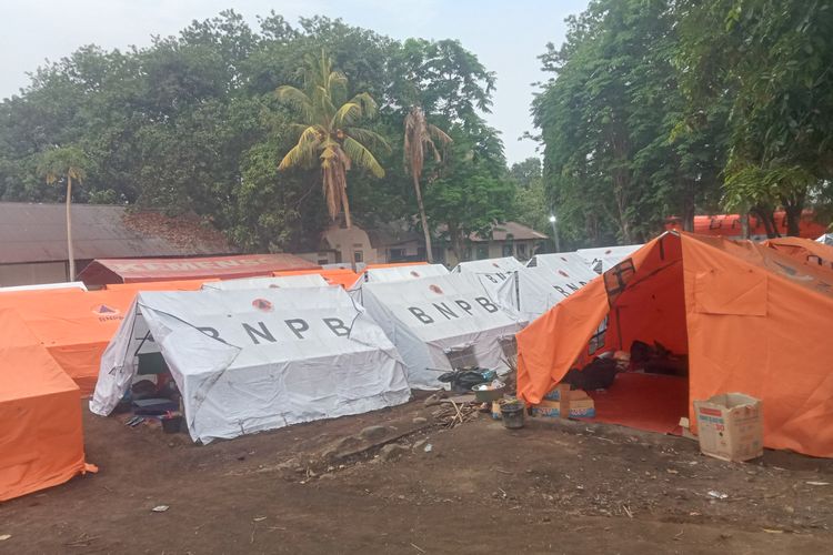 KPU Flores Timur Siapkan 22 TPS di Lokasi Pengungsian Erupsi Lewotobi