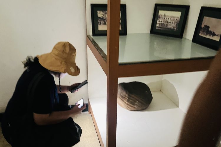 Pulau Onrust di Kepulauan Seribu minim aliran listrik.