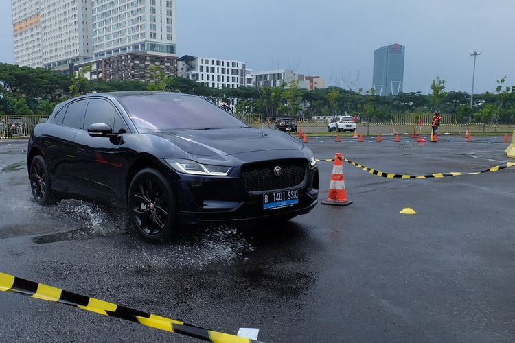 Jaguar I-Pace