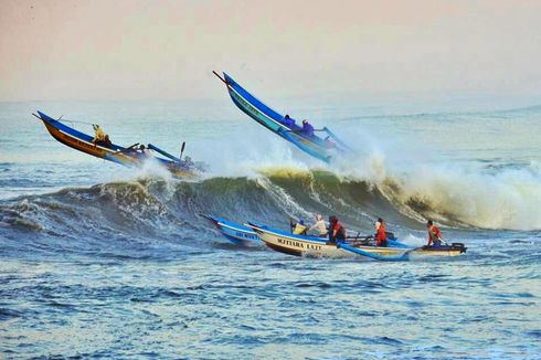 Ombak 6 Meter Terjang Jateng dan Yogyakarta, Satu Nelayan Hilang