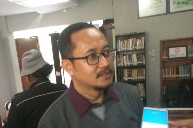 Mantan Komisioner Komisi Pemilihan Umum (KPU), Ferry Kurnia Rizkiyansyah di Kantor Populi Center, Slipi, Jakarta Barat, Kamis (20/12/2018).