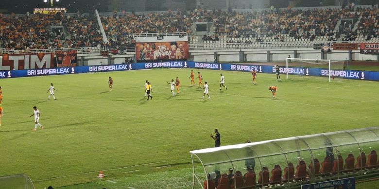 Borneo FC Samarinda menutup kompetisi BRI Super League 2025/2026 dengan kemenangan meyakinkan usai membungkam Malut United dengan skor telak 7-1 di Stadion Segiri Samarinda, Sabtu (23/5/2026).