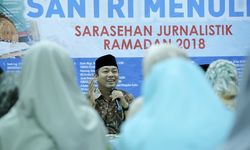 Hendrar Ajak Santri Aktif Melawan Hoaks
