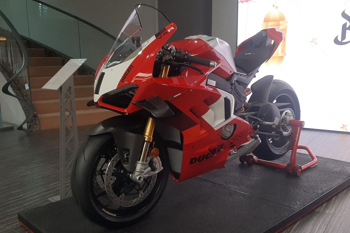 Ducati Panigale V4 R