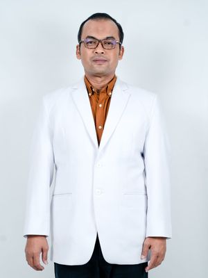 Dokter spesialis kulit dan kelamin dr. Khoirul Hadi, SpKk, FinsDv menjelaskan cara mengatasi jerawat breakout