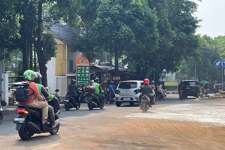 PAM JAYA menjamin proses pembangunan pipa transmisi SPAM di area Asrama Haji Jakarta Timur tidak akan mengganggu proses mobilisasi jemaah haji. 