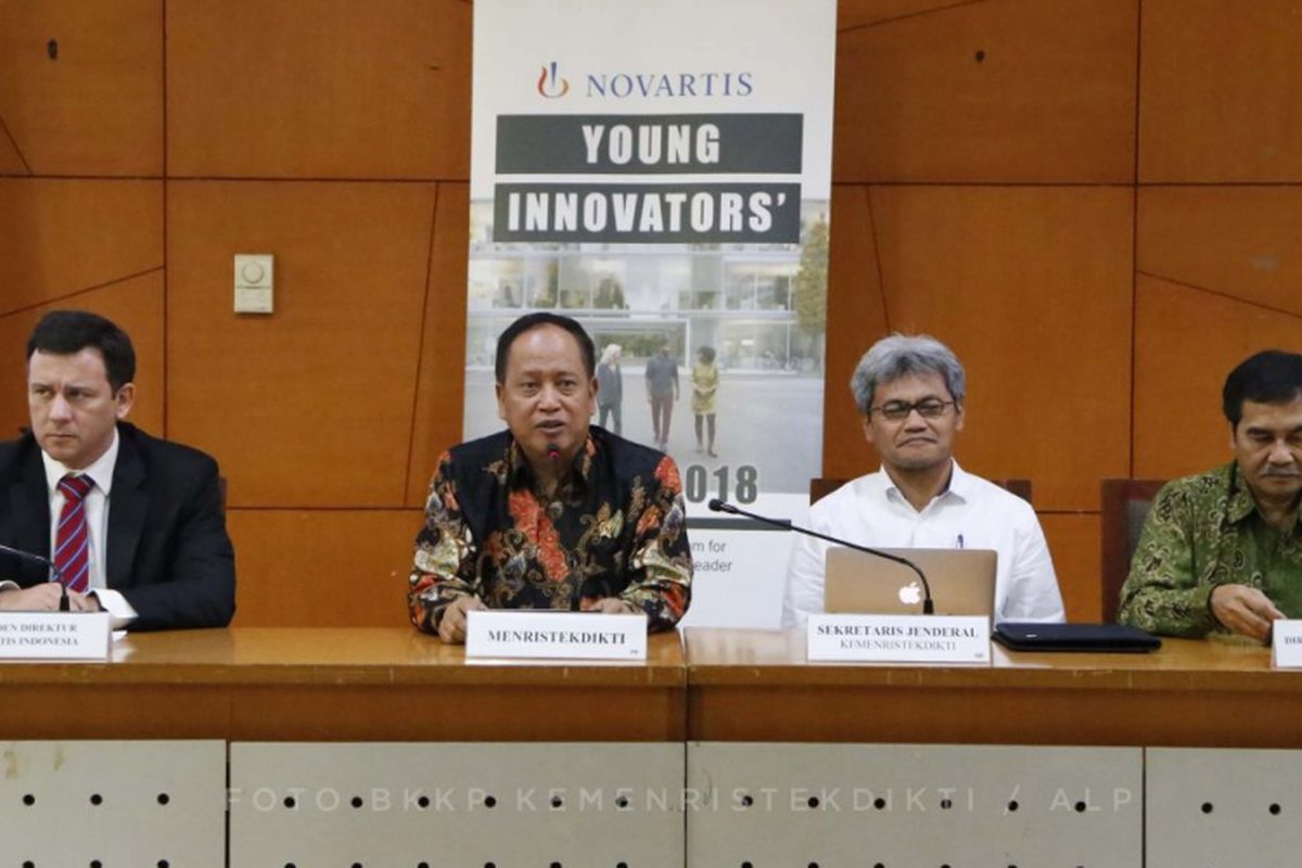 Menristekdikti dalam sambutan peresmian Program Novartis Young Innovators? Camp (NYIC) di Gedung Kemenristekdikti di Jakarta (6/11/2018).