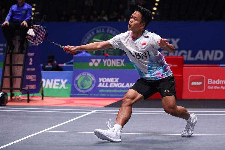 Anthony Sinisuka Ginting saat bertanding pada babak pertama All England 2024 di Utilita Arena Birmingham, Inggris, Selasa (12/3/2024). Artikel ini berisi jadwal All England 2024. 