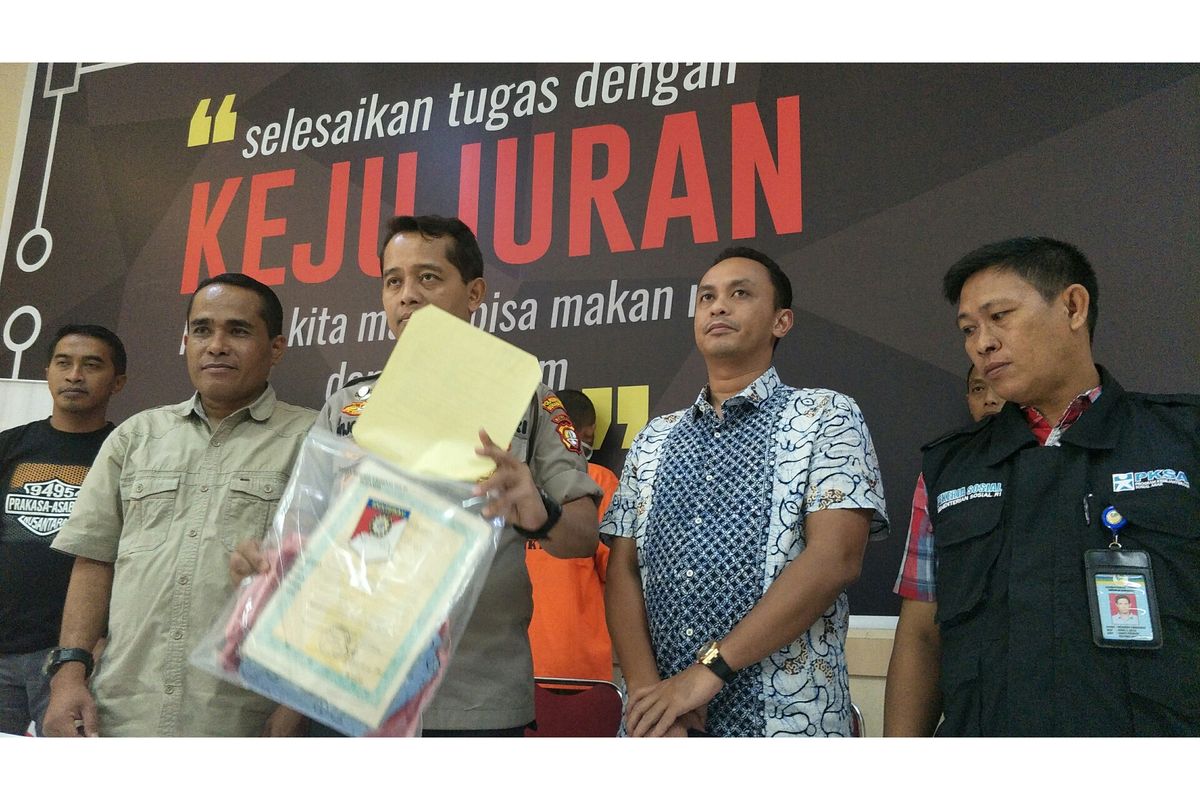 Press conference anak dibawah umur dicabuli di Polres Metro Bekasi, Kamis (20/2/2020).