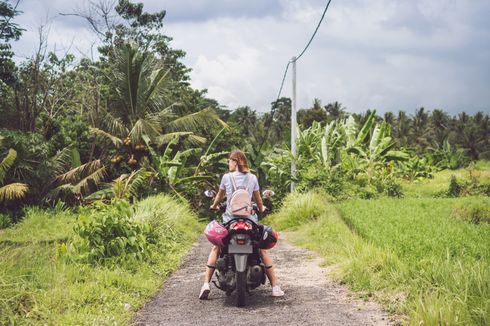 Turis Asing Sewa Motor di Bali, Menparekraf: Belum Terlalu Diawasi