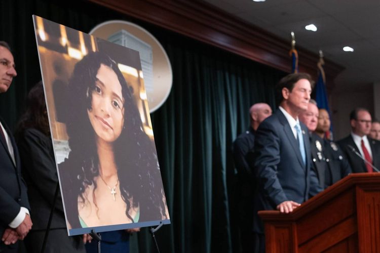 Tangis Keluarga Celeste Pecah Usai D4vd Didakwa: “Kami Hanya Ingin Keadilan”